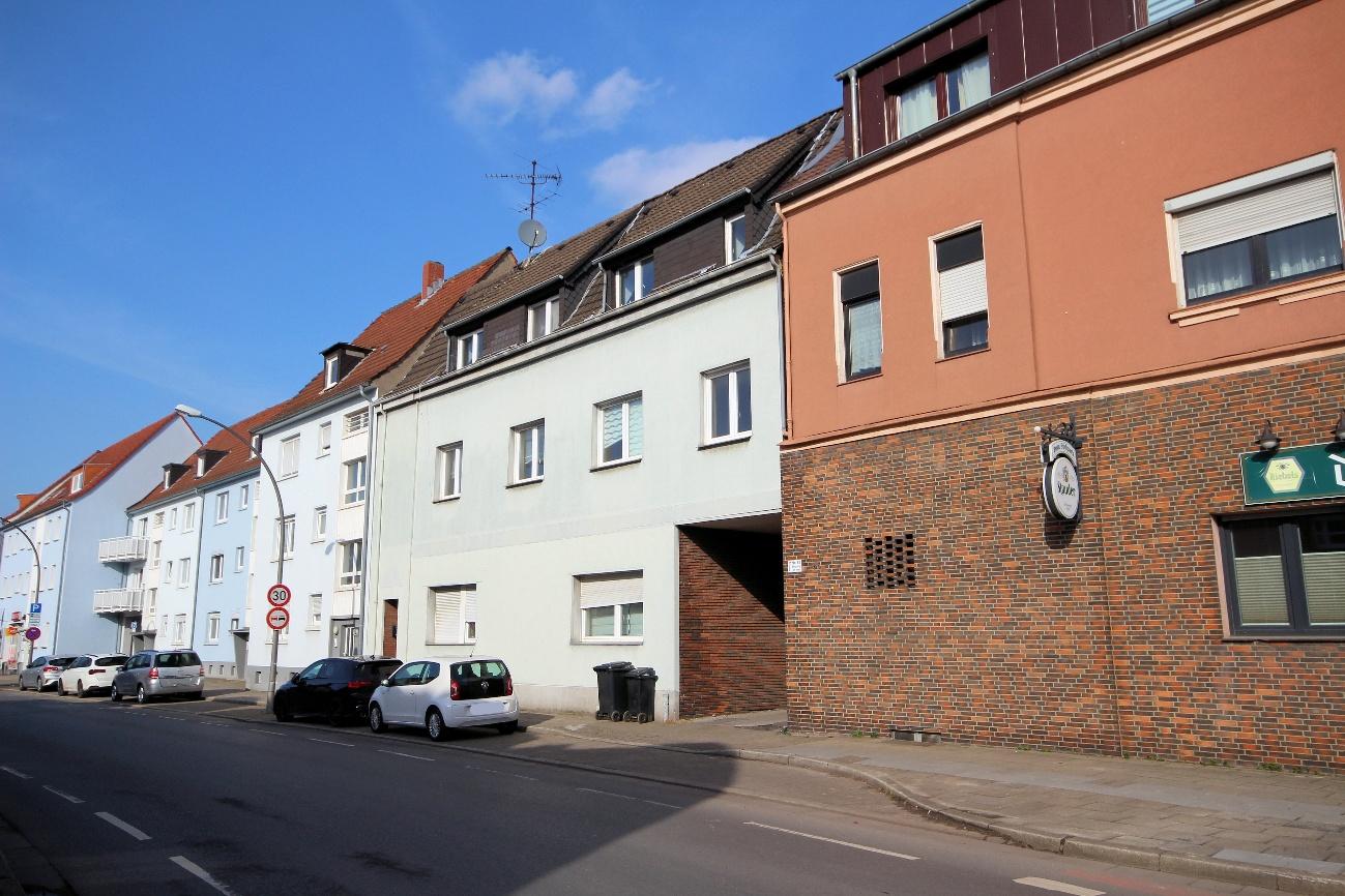 Foto 7 von 54 — Mehrfamilienhaus