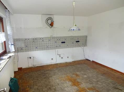 Foto 5 von 6 — Doppelhaushälfte, mit integrierter Doppelgarage