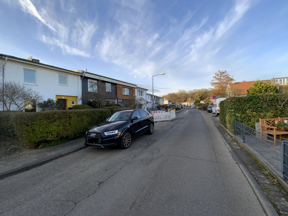 Foto 10 von 11 — Einfamilienhaus, Reihenhaus
