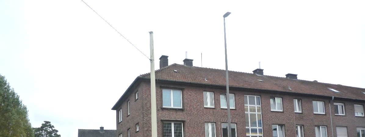 Foto 1 von 2 — Garage, Mehrfamilienhaus