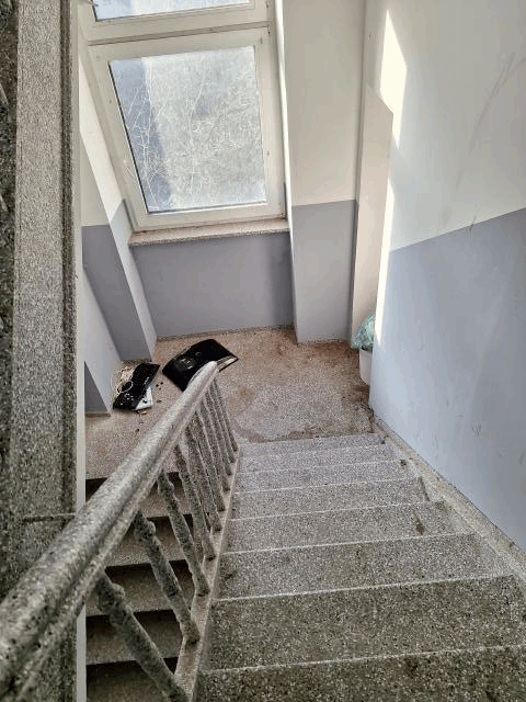 Foto 8 von 13 — Mehrfamilienhaus