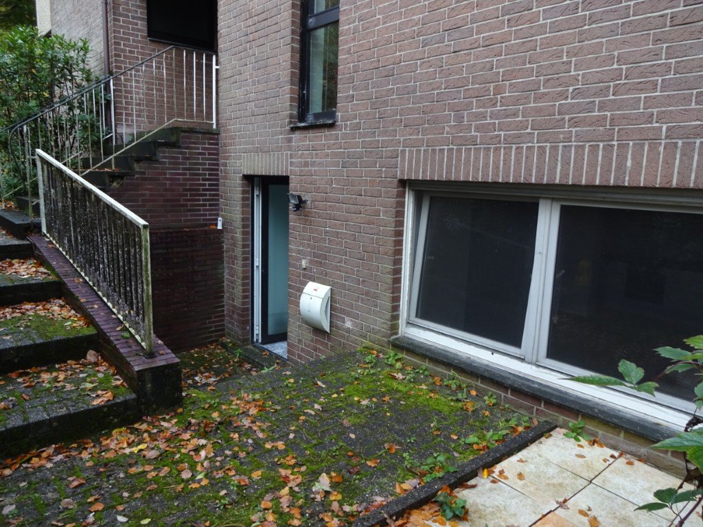 Foto 10 von 12 — sonstiges Teileigentum (z.B. Keller, Hobbyraum), Kfz-Stellplatz, Garage, Eigentumswohnung (3 bis 4 Zimmer), Garage, zwei Wohnungen, sonstiges Teileigentum (Abstellräume)