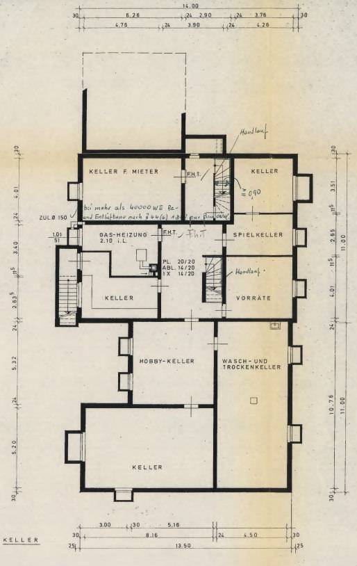 Foto 2 von 5 — Zweifamilienhaus, gewerblich genutztes Grundstück, Garage