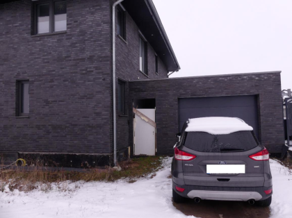 Foto 6 von 12 — Garage, Einfamilienhaus