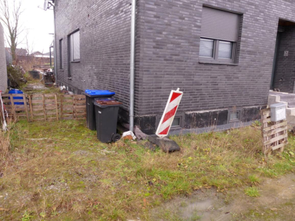 Foto 3 von 12 — Garage, Einfamilienhaus