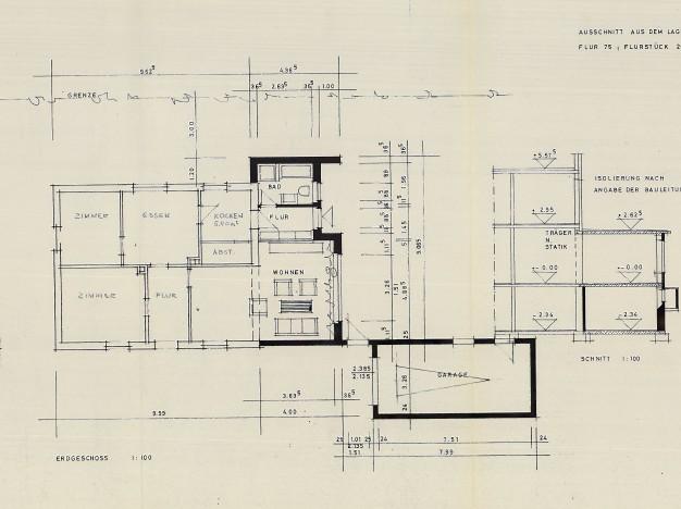 Foto 5 von 6 — Garage, Einfamilienhaus, Das genehmigte wird derzeit als Wohnhaus mit 3 Wohneinheiten genutzt - 2 weitere Nebenanlagen (Schuppen)