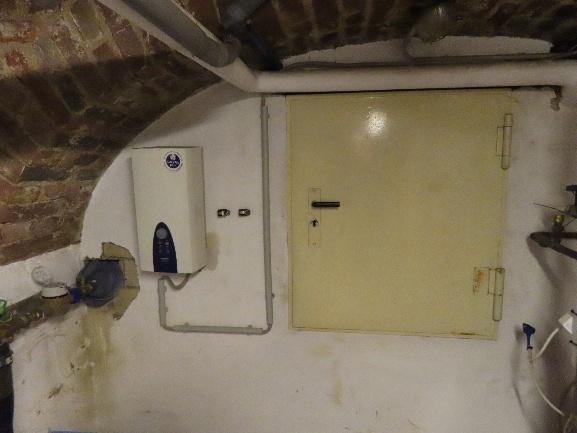 Foto 9 von 36 — Garage, Einfamilienhaus