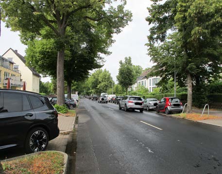 Foto 2 von 14 — Kfz-Stellplatz (Tiefgarage), Eigentumswohnung (3 bis 4 Zimmer)