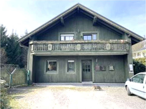 Foto 4 von 10 — Mehrfamilienhaus, Dreifamilienhaus mit Carport