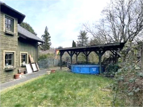 Foto 6 von 10 — Mehrfamilienhaus, Dreifamilienhaus mit Carport