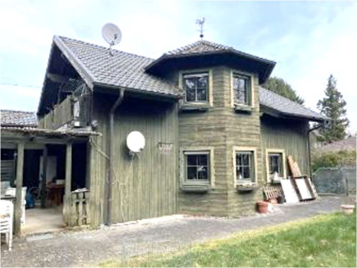 Foto 2 von 10 — Mehrfamilienhaus, Dreifamilienhaus mit Carport
