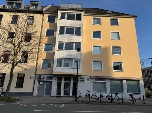 Foto 1 von 15 — Wohn-/Geschäftshaus