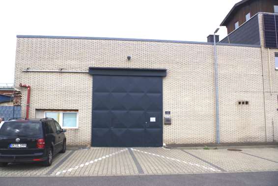 Foto 6 von 38 — gewerblich genutztes Grundstück