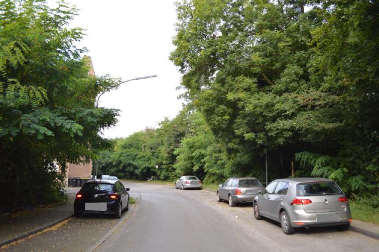 Foto 1 von 10 — Mehrfamilienhaus