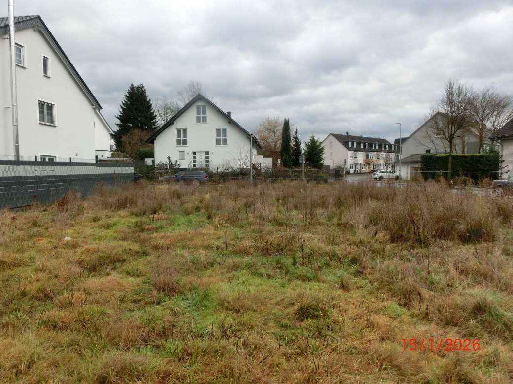 Foto 2 von 2 — unbebautes Grundstück