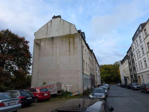 Foto 4 von 5 — Mehrfamilienhaus