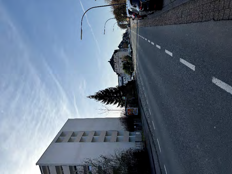 Foto 5 von 32 — Mehrfamilienhaus, Verkehrsfläche