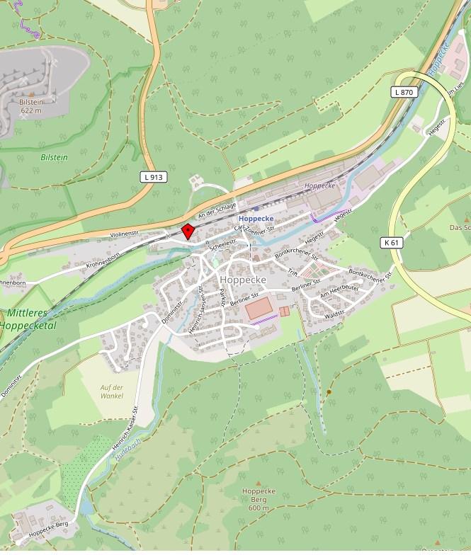 Foto 9 von 10 — unbebautes Grundstück, Garage, Mehrfamilienhaus, zwei Garagen mit Werkstatt