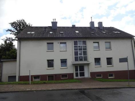 Foto 2 von 5 — Eigentumswohnung (1 bis 2 Zimmer), Wohnungseigenntum im Dachgeschoss rechts