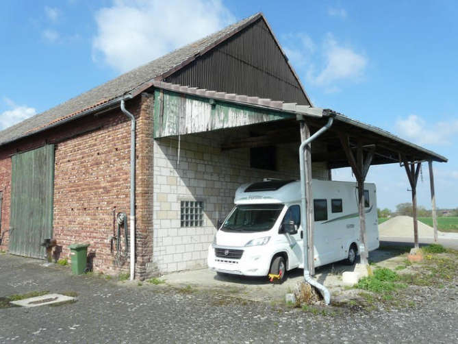 Foto 6 von 19 — Zweifamilienhaus, land- und forstwirtschaftlich genutztes Grundstück, Gewerbeeinheit (z.B. Laden, Büro)