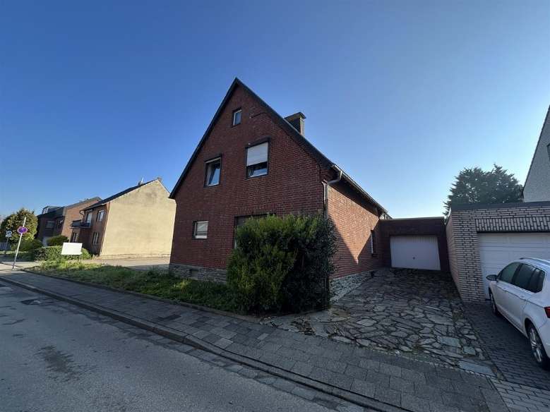 Foto 31 von 43 — Baugrundstück, Garage, Gewerbeeinheit (z.B. Laden, Büro), Einfamilienhaus