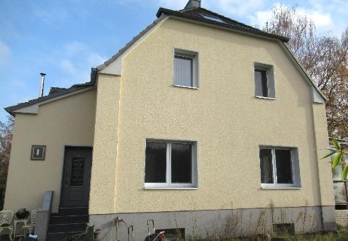 Foto 4 von 37 — Einfamilienhaus, Kfz-Stellplatz (Carport)