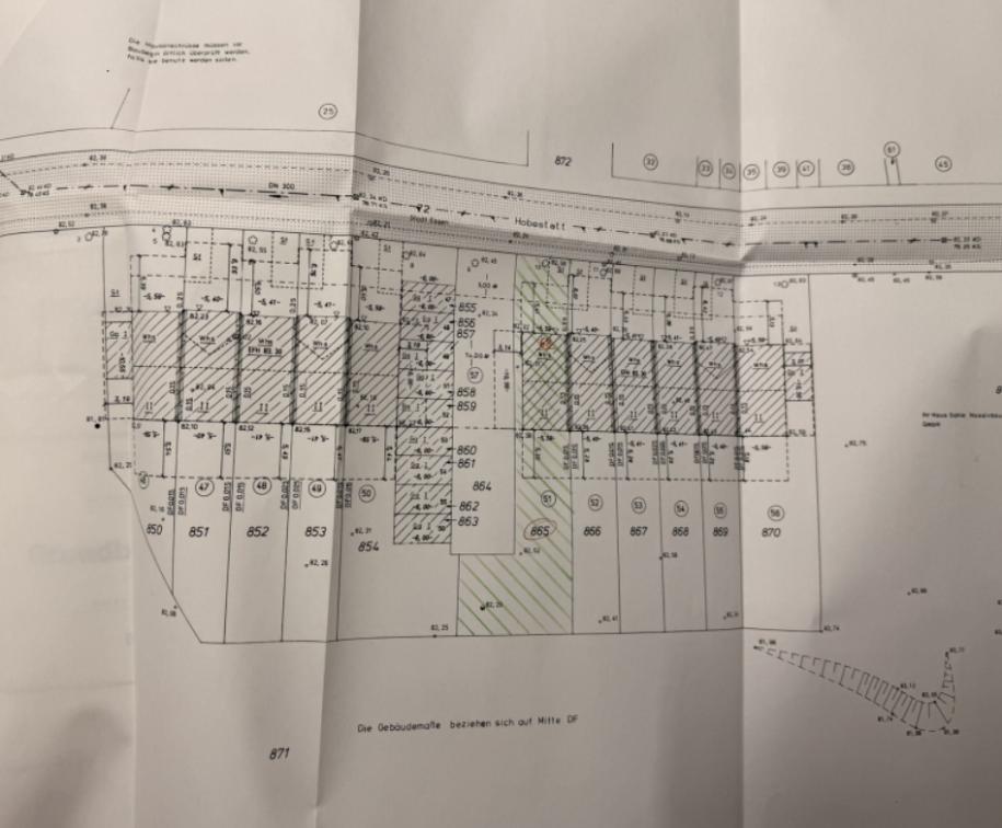 Foto 14 von 29 — Garage, Einfamilienhaus, Reihenhaus, Gemeinschaftsfläche, Garagenzufahrt