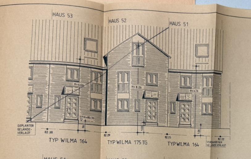 Foto 12 von 29 — Garage, Einfamilienhaus, Reihenhaus, Gemeinschaftsfläche, Garagenzufahrt