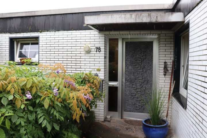 Foto 3 von 23 — Garage, Einfamilienhaus
