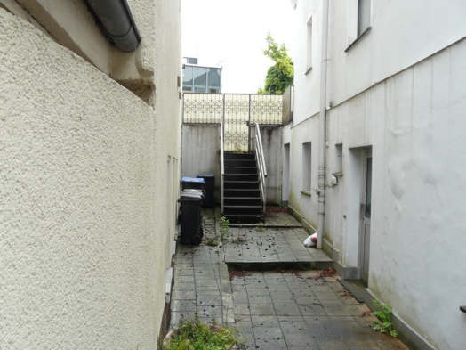 Foto 4 von 19 — Garage, Mehrfamilienhaus