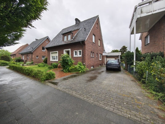 Foto 3 von 11 — Einfamilienhaus