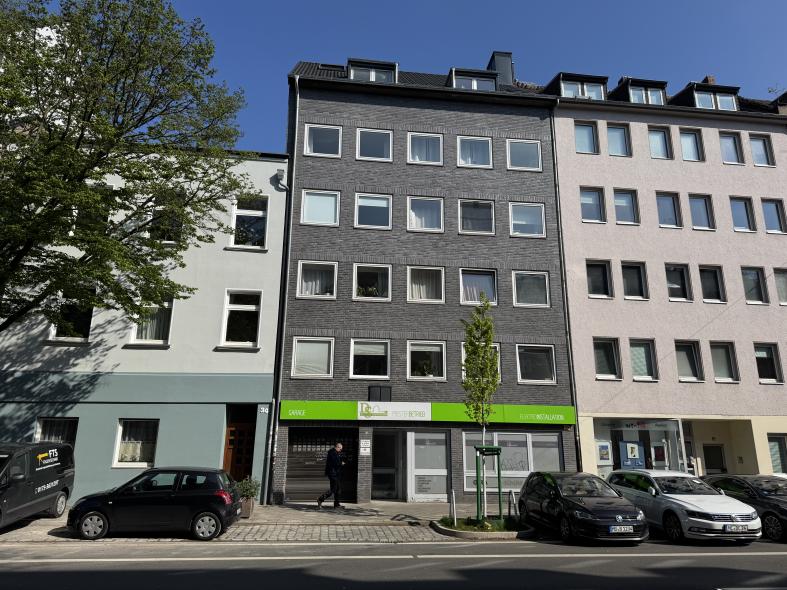 Foto 3 von 5 — Wohn-/Geschäftshaus