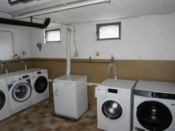 Foto 6 von 11 — Kfz-Stellplatz, Eigentumswohnung (3 bis 4 Zimmer), Kfz-Stellplatz, Eigentumswohnung (3 bis 4 Zimmer)