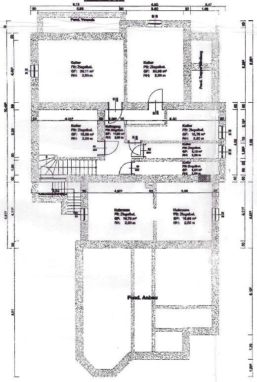 Foto 10 von 20 — Zweifamilienhaus, freistehend, Gartenland