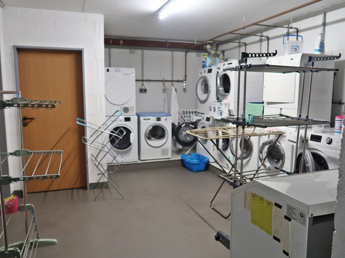 Foto 8 von 12 — Kfz-Stellplatz, Eigentumswohnung (3 bis 4 Zimmer)