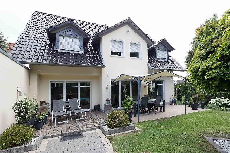 Foto 2 von 5 — Einfamilienhaus