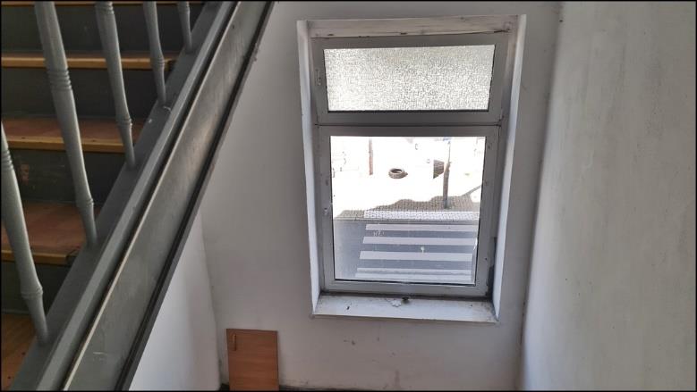 Foto 35 von 74 — Wohn-/Geschäftshaus