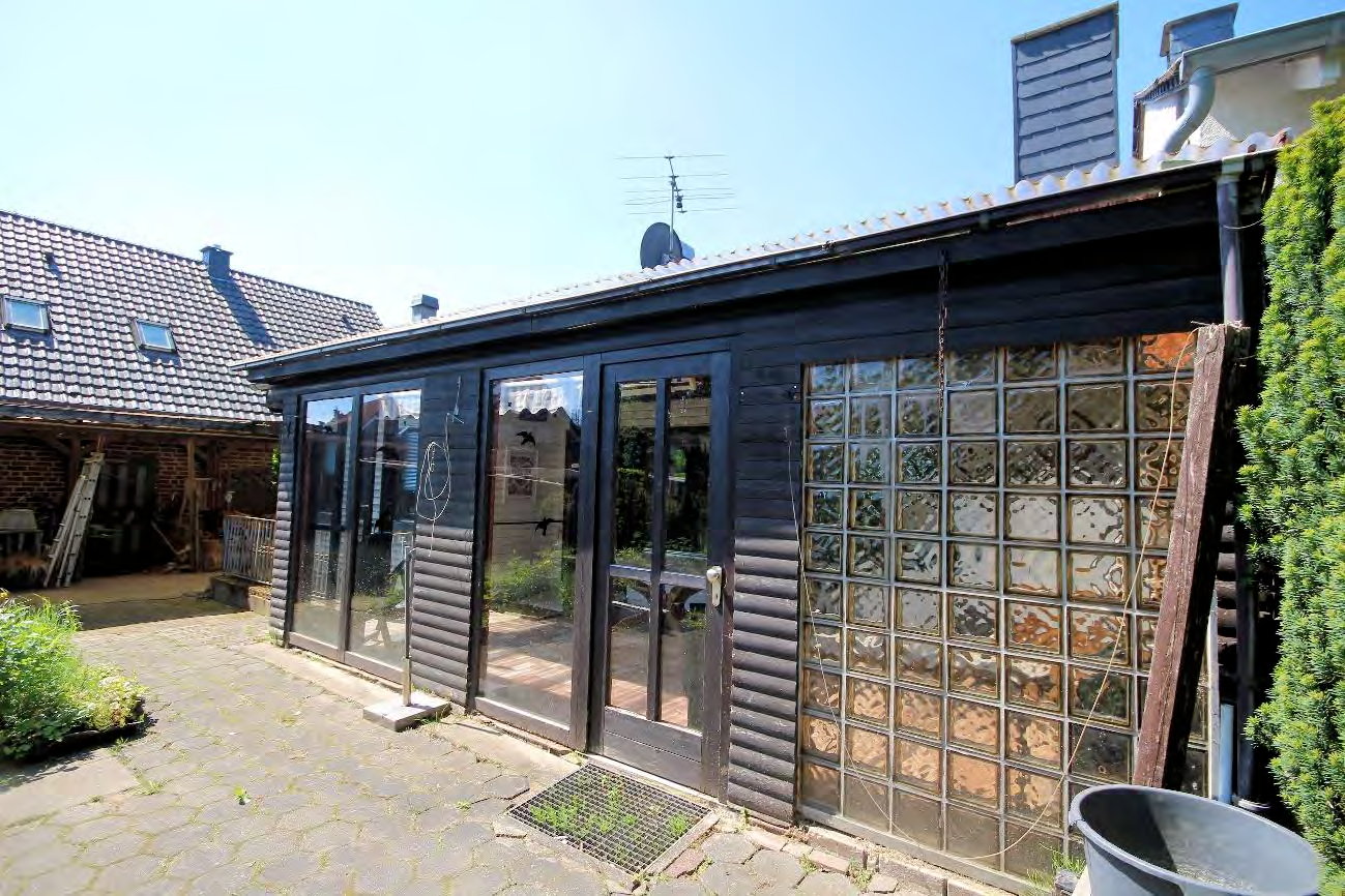 Foto 28 von 53 — Garage, Eigentumswohnung (ab 5 Zimmer), Wohnungseigentum in einem Einfamilienhaus