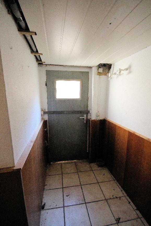 Foto 12 von 53 — Garage, Eigentumswohnung (ab 5 Zimmer), Wohnungseigentum in einem Einfamilienhaus