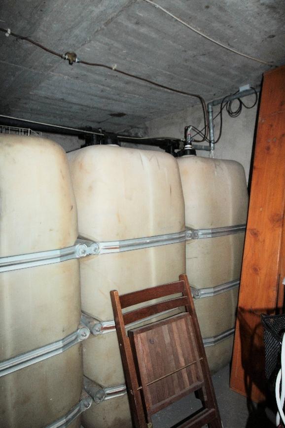 Foto 16 von 53 — Garage, Eigentumswohnung (ab 5 Zimmer), Wohnungseigentum in einem Einfamilienhaus