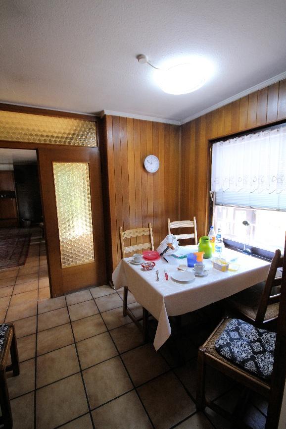 Foto 49 von 53 — Garage, Eigentumswohnung (ab 5 Zimmer), Wohnungseigentum in einem Einfamilienhaus