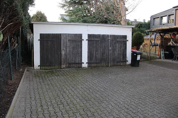 Foto 7 von 9 — Garage, Eigentumswohnung (3 bis 4 Zimmer), Whg.-Nr. 4 / Garage Nr. 2