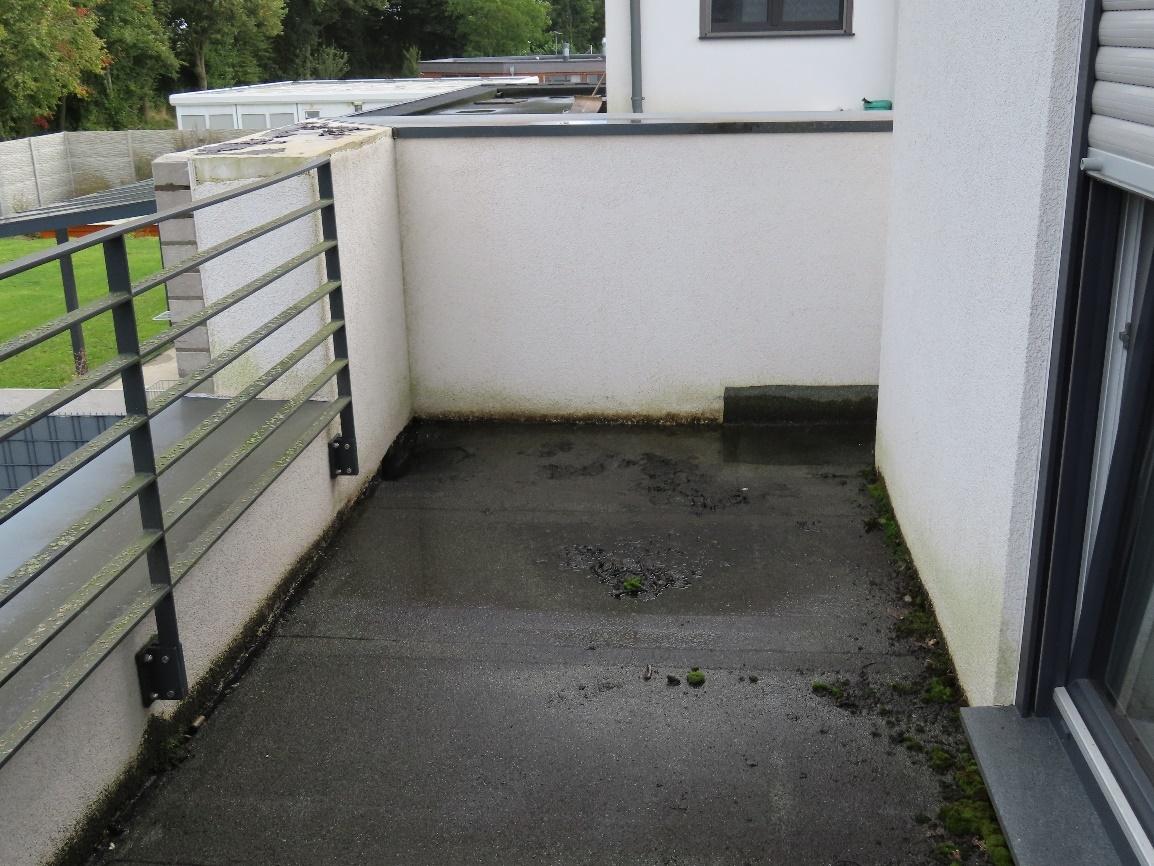 Foto 20 von 23 — Garage, Einfamilienhaus, Wohnhaus mit 2 PKW-Garagen