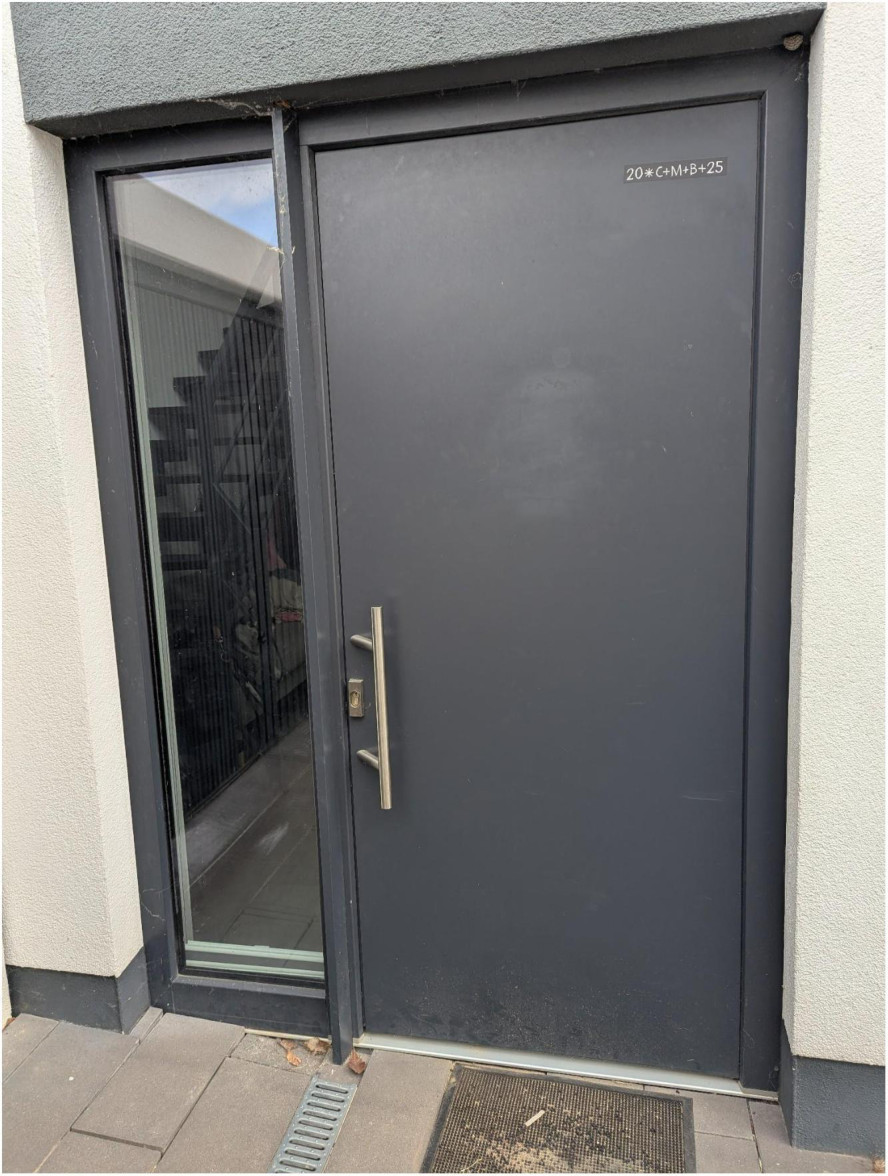 Foto 5 von 8 — Garage, Einfamilienhaus