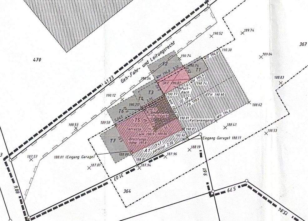 Foto 5 von 10 — Mehrfamilienhaus, Garage, Baugrundstück