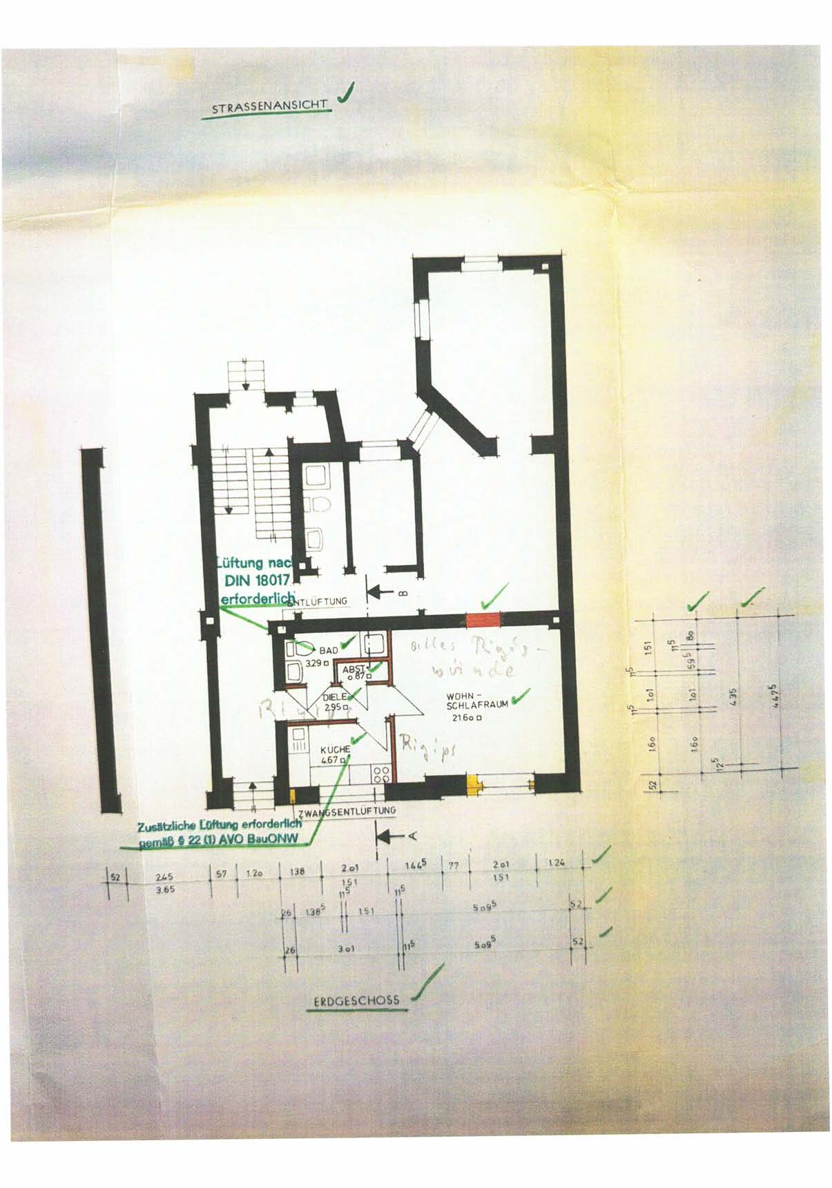Foto 39 von 72 — Mehrfamilienhaus, zwei Nebengebäude (Werkstatt), einem Garagengebäude (Einzelgarage) und vier Reihengaragen