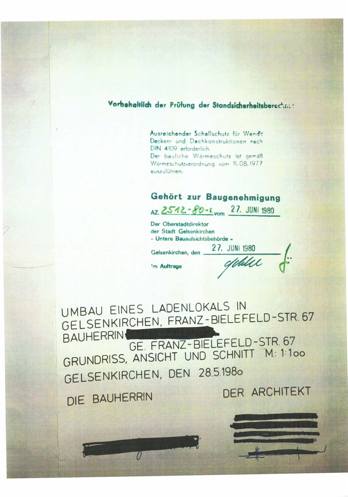 Foto 41 von 72 — Mehrfamilienhaus, zwei Nebengebäude (Werkstatt), einem Garagengebäude (Einzelgarage) und vier Reihengaragen