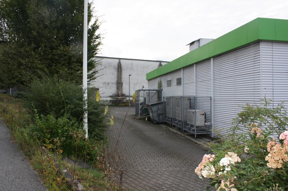 Foto 5 von 7 — Gewerbeeinheit (z.B. Laden, Büro)