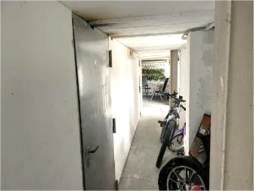 Foto 5 von 6 — Eigentumswohnung (3 bis 4 Zimmer), Sondernutzungsrecht an einem Pkw-Außenstellplatz