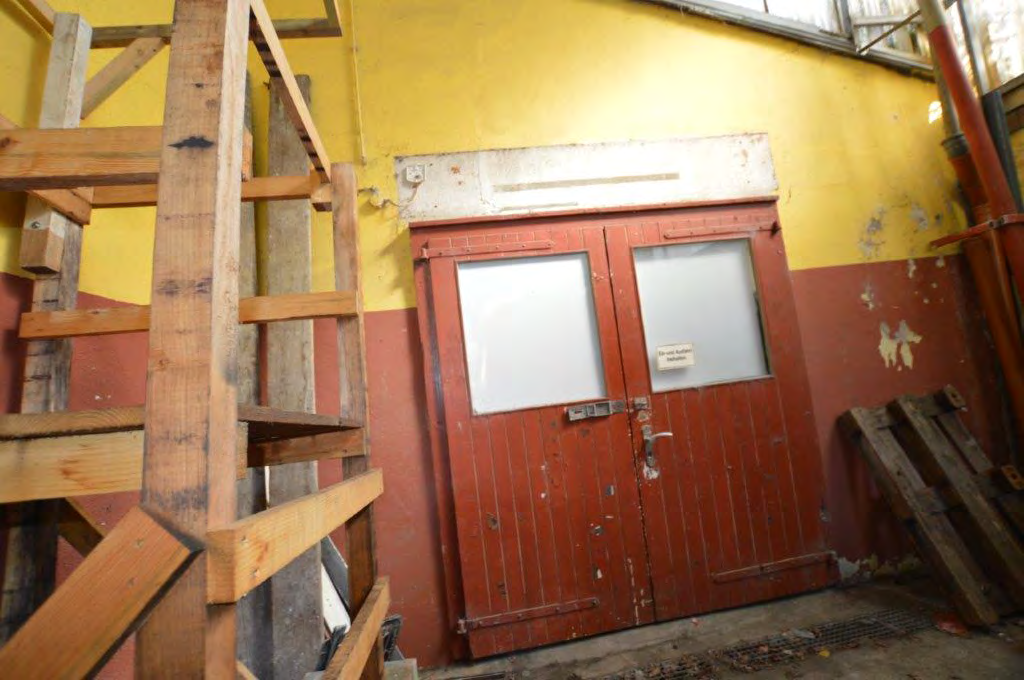 Foto 12 von 20 — gewerblich genutztes Grundstück, Wohn-/Geschäftshaus, Kfz-Stellplatz (Tiefgarage)